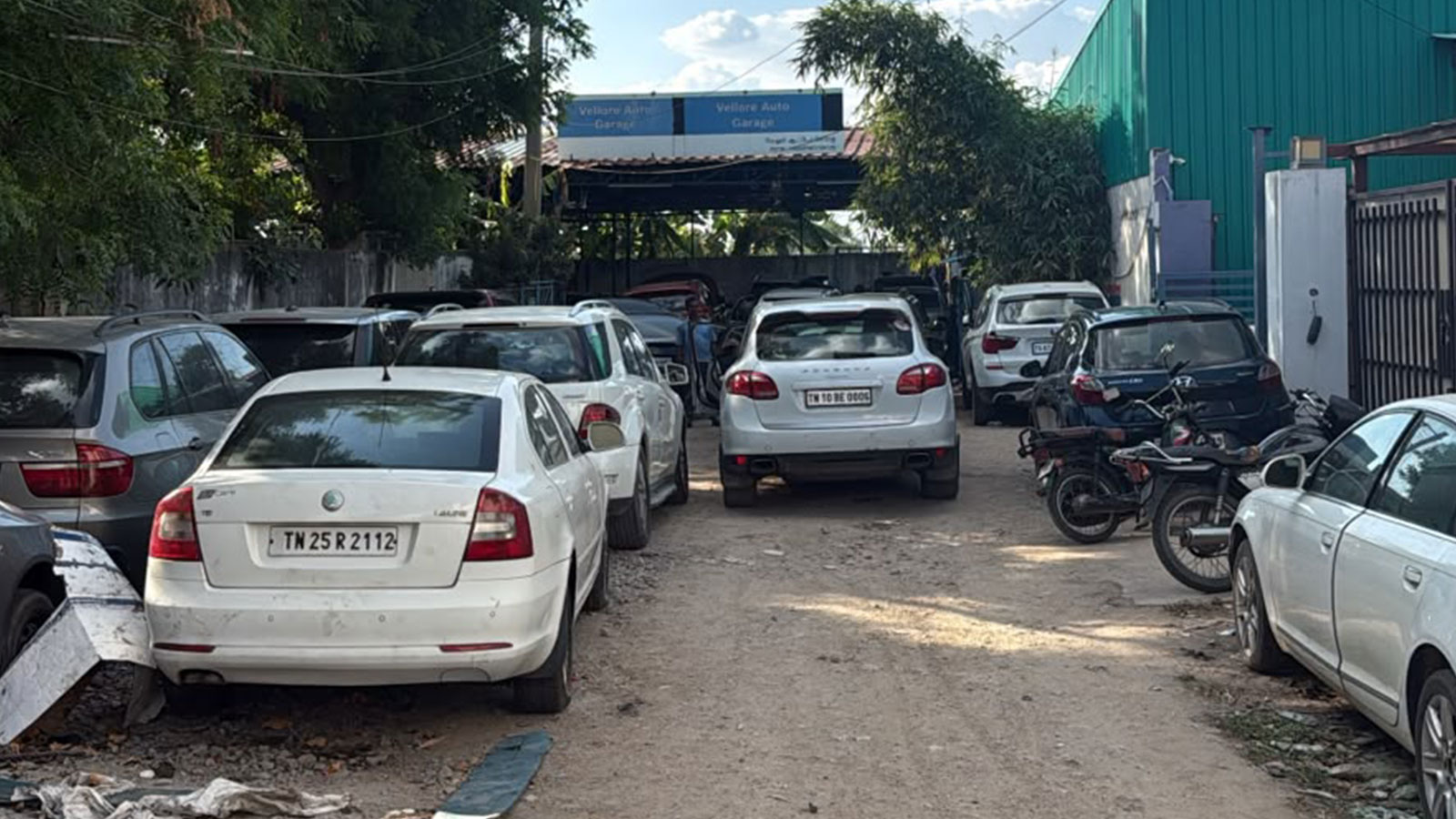 Vellore Auto Garage Workshop Image 9