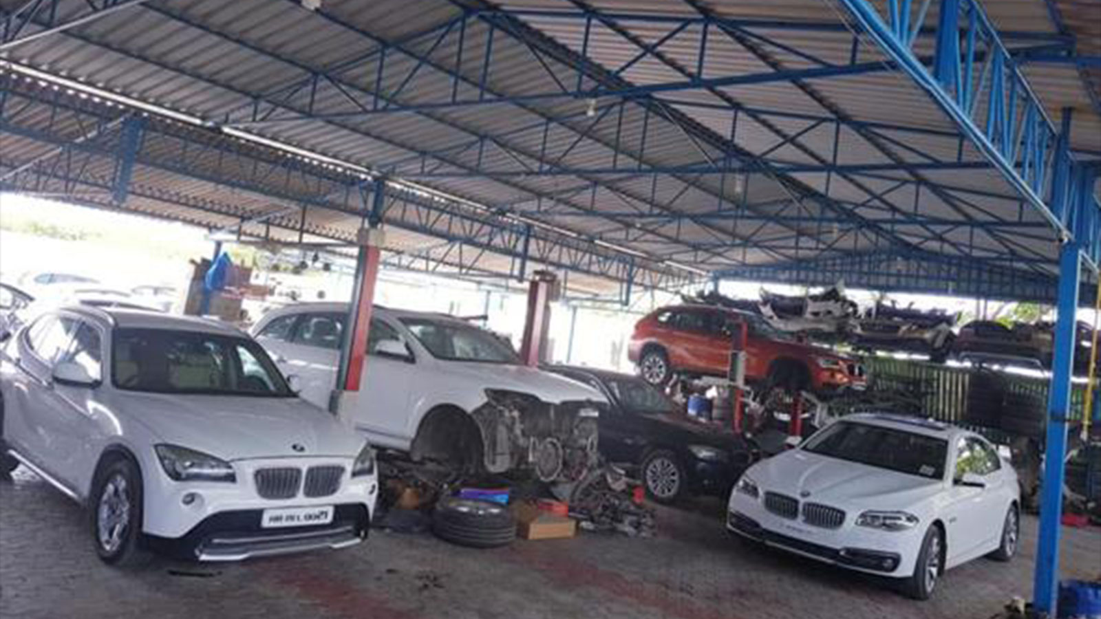 Vellore Auto Garage Workshop Image 13