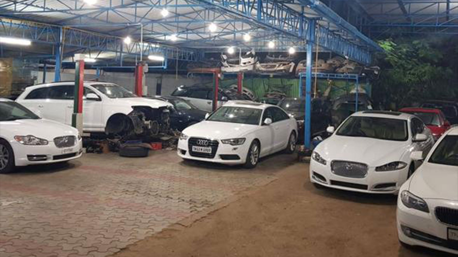 Vellore Auto Garage Workshop Image 15